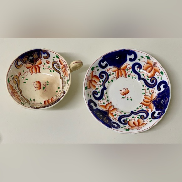 19th Century Antique Gaudy Welsh Crest Pattern Teacup & Saucer Set - Picture 6 of 16